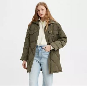 Levi's women's downed quilted puffer jacket XL